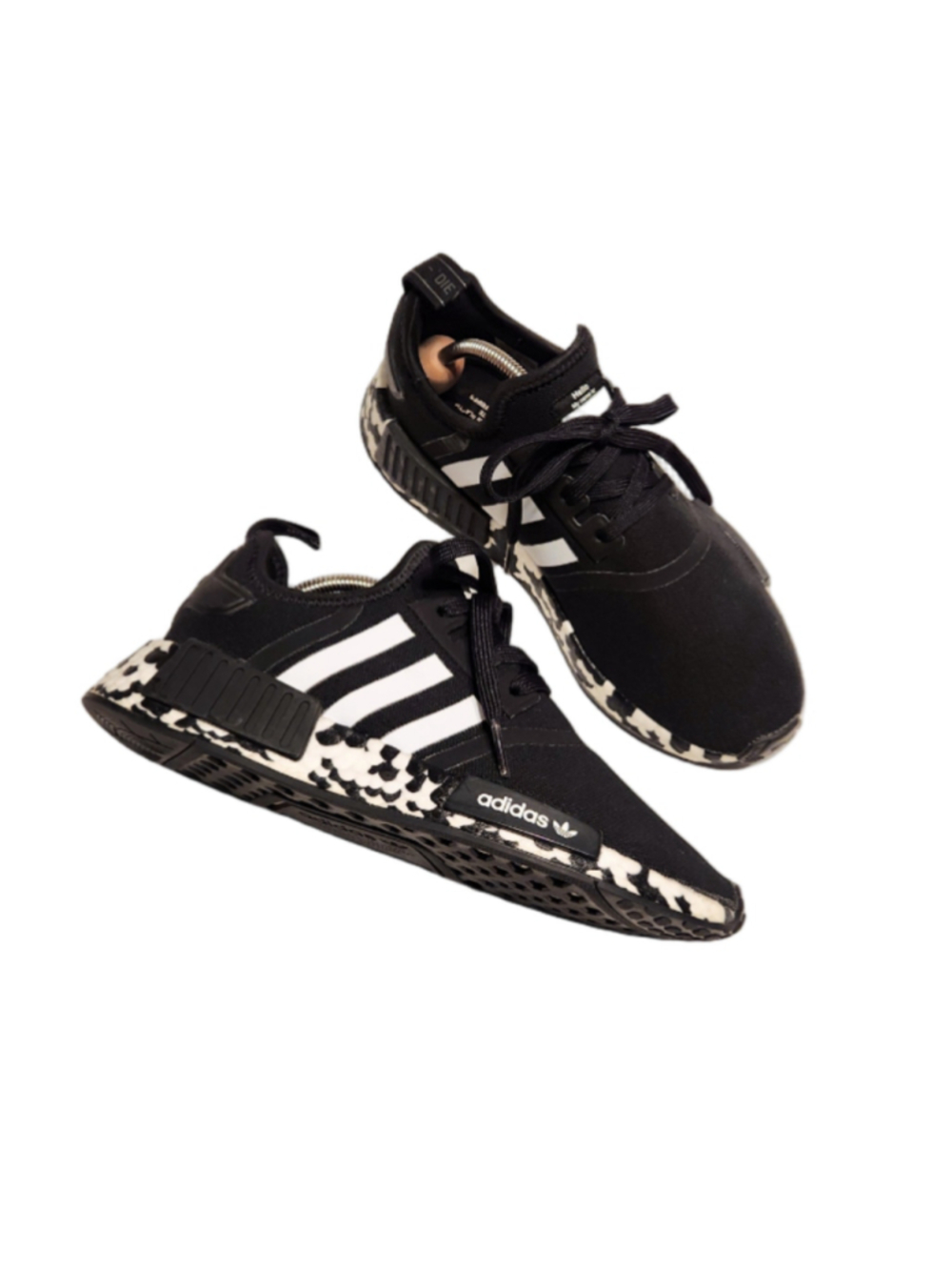 Adidas NMD R1 Color Splash Speckled Midsole Athletic Sneakers Black/White 7
